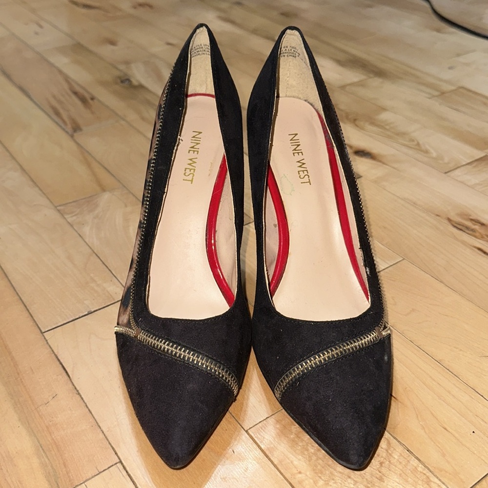 Nine West Black and Leopard Print Heels - Picture 4 of 7
